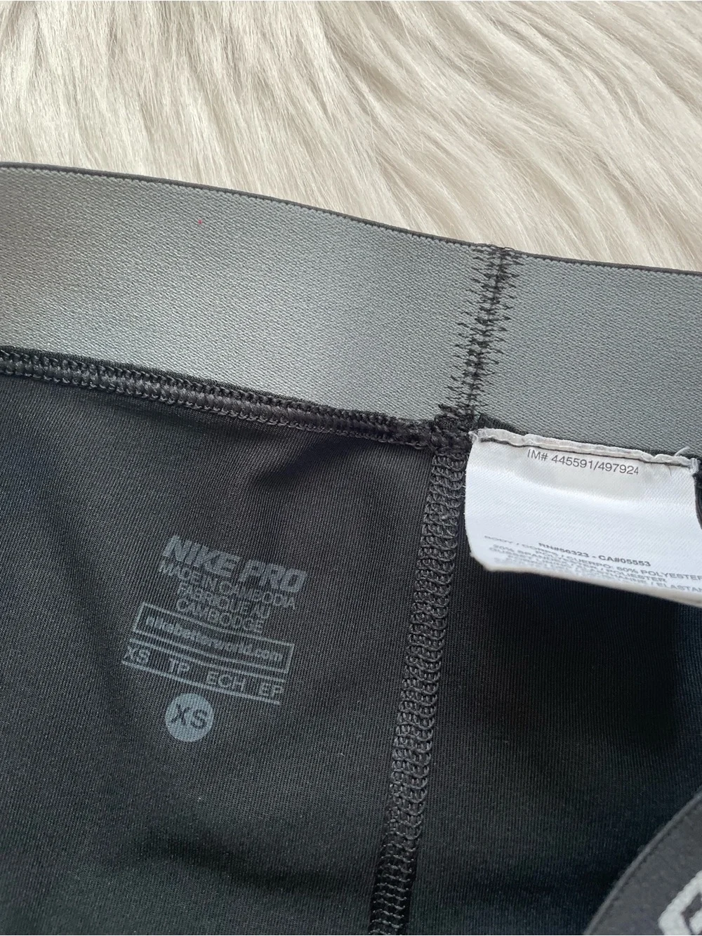 Nike pro capris leggings capri 18” Nike pros women’s XS black crop legging